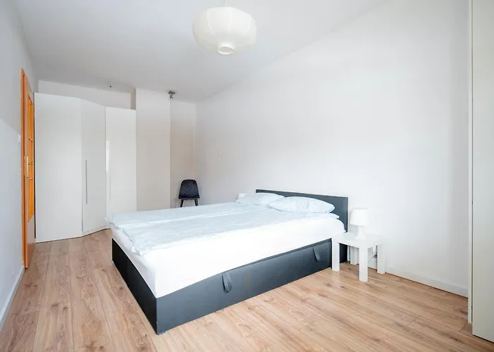 Appartement Kabaty 5 *