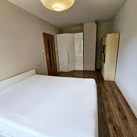Kabaty 5 Apartment
